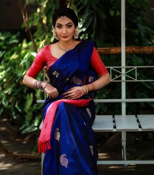 Blue Soft Lichi Silk Saree With Unstitched Blouse Piece For Women