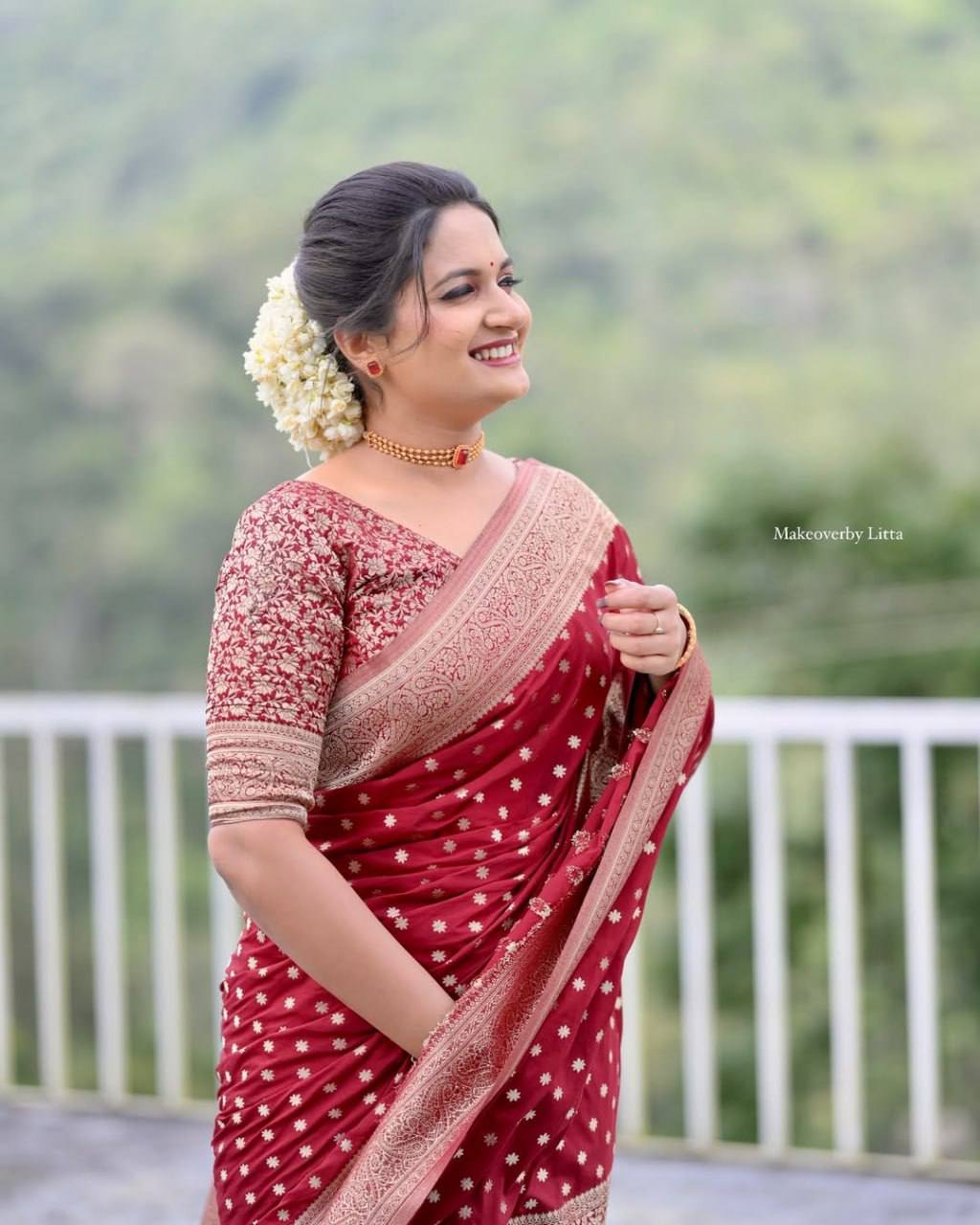 Banarasi Style Pure Kanjivaram Silk Jacquard Kanchipuram Pattu Saree With Un-Stiched Blouse For Women
