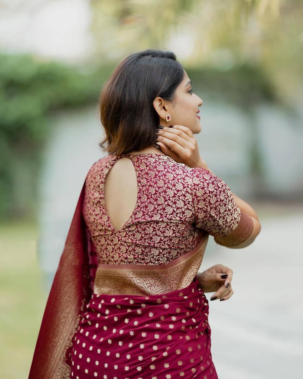 Banarasi Style Pure Kanjivaram Silk Jacquard Kanchipuram Pattu Saree With Un-Stiched Blouse For Women