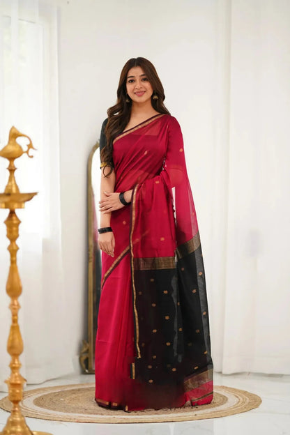 Maheshwari Silk Cotton Saree - Red And Black