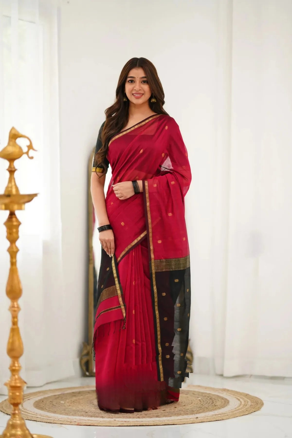 Maheshwari Silk Cotton Saree - Red And Black