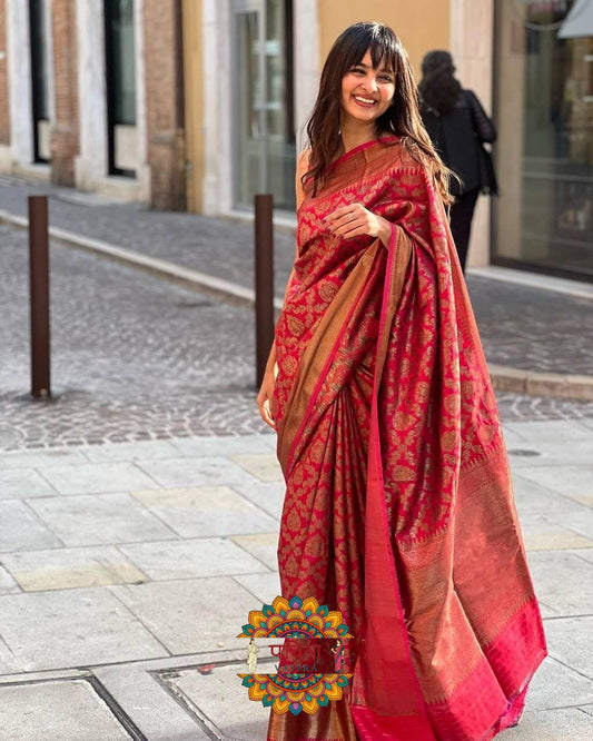Women Banarasi Saree with Woven Motifs