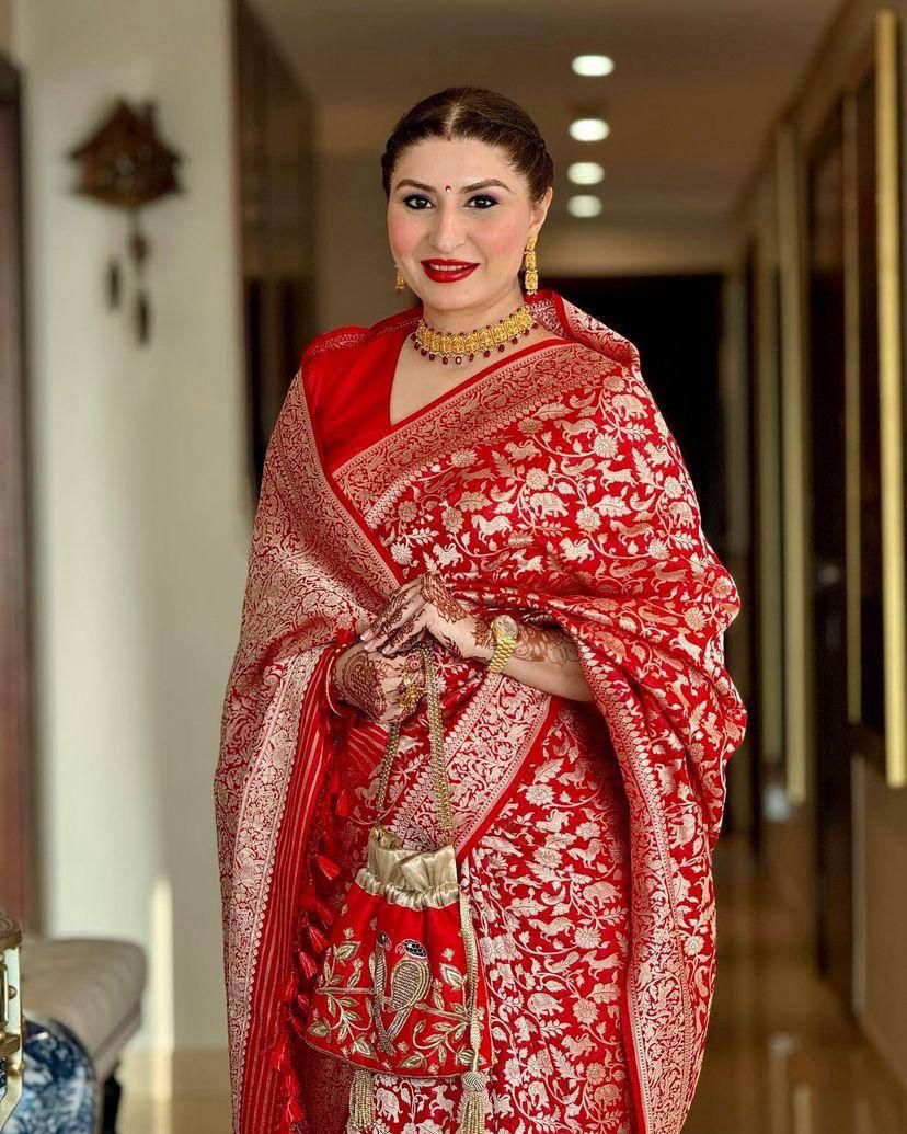 Red Banarasi Soft Jacqard Soft Lichi Silk Saree With Unstitched Blouse Piece For Women