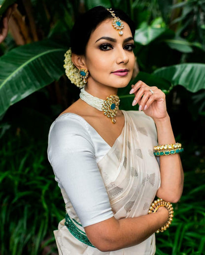 White Woven Bollywood Soft Lichi Silk Cloth Saree With Unstitched Blouse Piece For Women