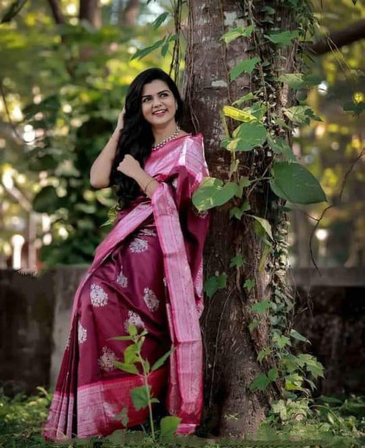 Purple Woven Banarasi Pure Silk Saree With Unstitching Blouse Piece For Women