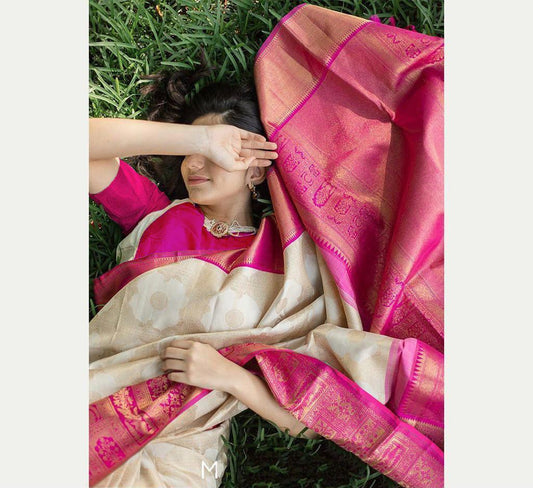 Pink And White Printed Bollywood Pure Silk Saree With Unstitching Blouse Piece For Women