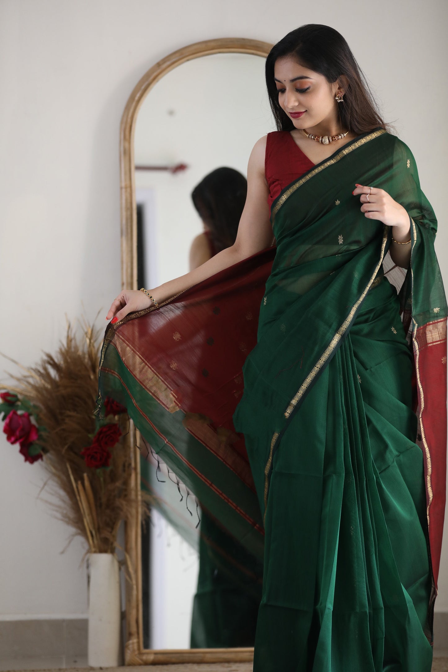 Maheshwari Silk Cotton Saree - Dark Green