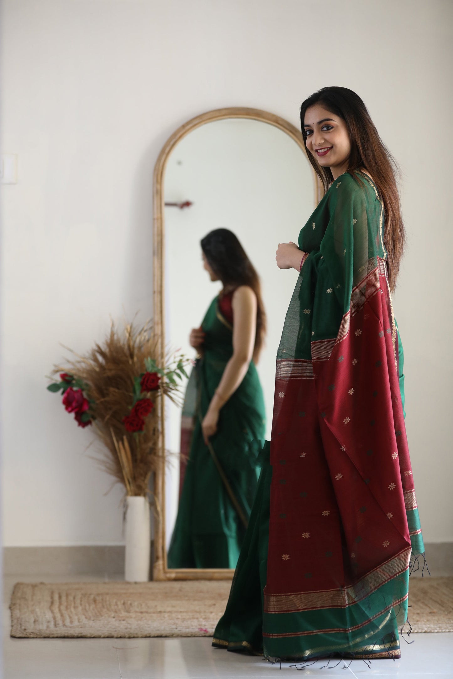 Maheshwari Silk Cotton Saree - Dark Green