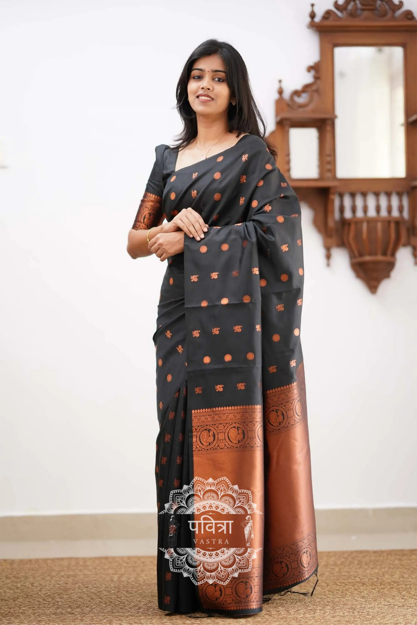 Women's Banarasi Style Pure Kanjivaram Silk Jacquard Kanchipuram Pattu Saree With Un-Stiched Blouse