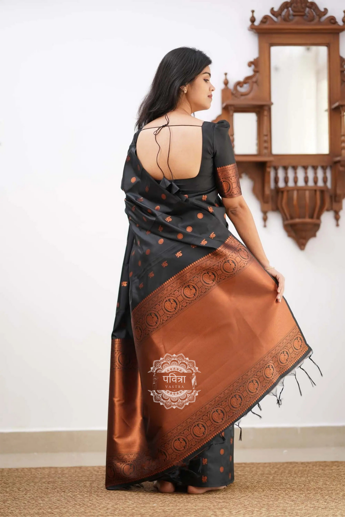 Women's Banarasi Style Pure Kanjivaram Silk Jacquard Kanchipuram Pattu Saree With Un-Stiched Blouse