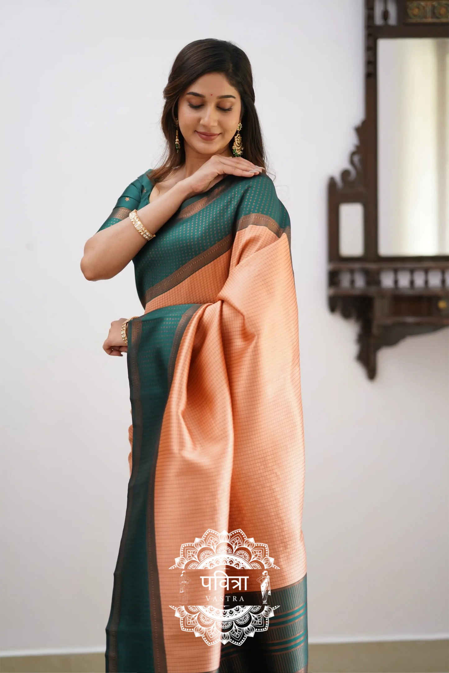 Banarasi Woven Saree with Contrast Border