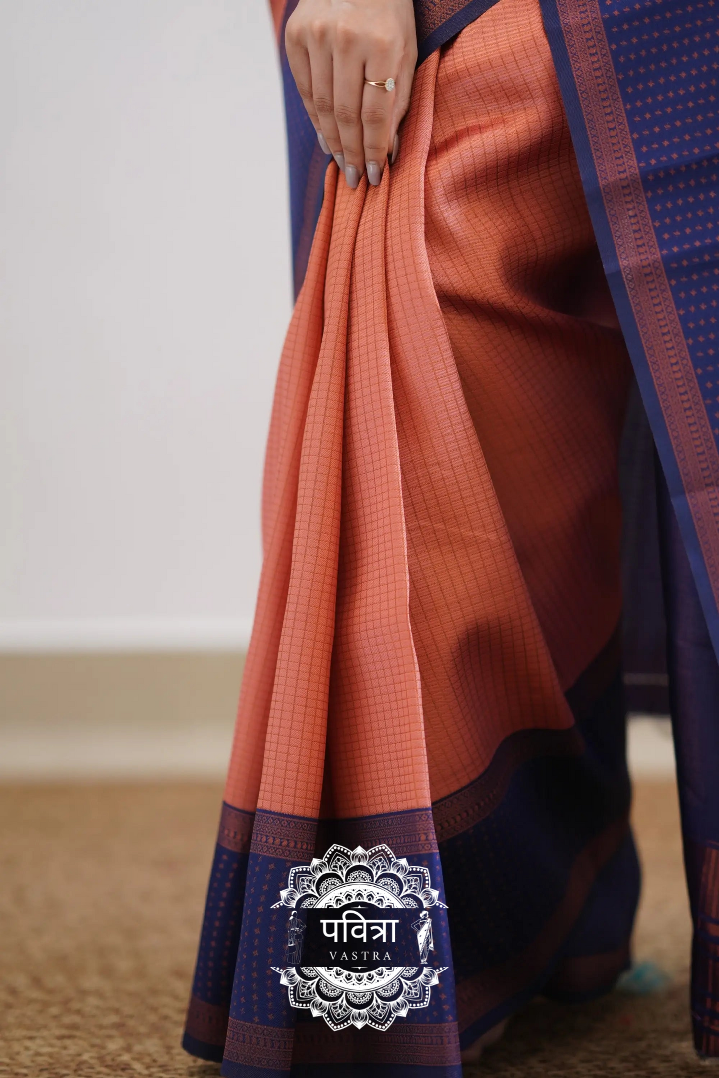 Banarasi Woven Saree with Contrast Border