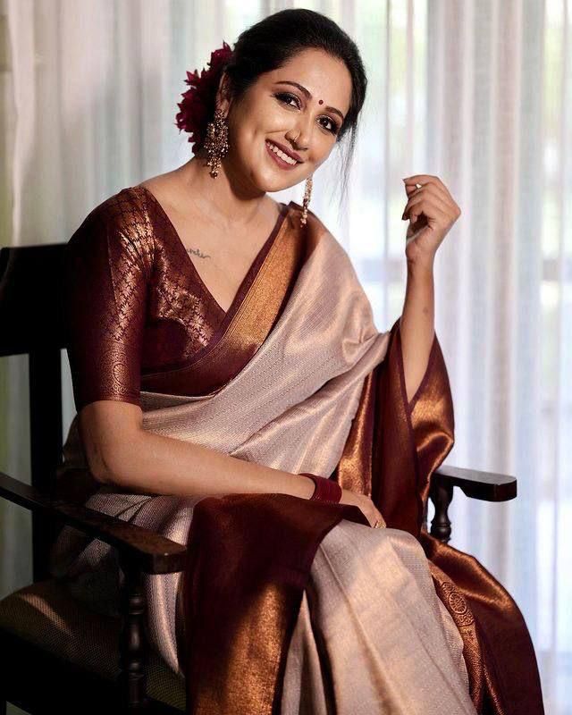 Banarasi Soft Silk Saree with Jacquard Work & Unstitched Running Blouse - Elegant Party Attire for Women