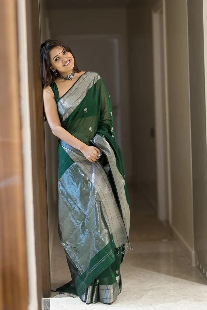 Banarasi Style Pure Kanjivaram Silk Jacquard Kanchipuram Pattu Saree With Un-Stiched Blouse For Women