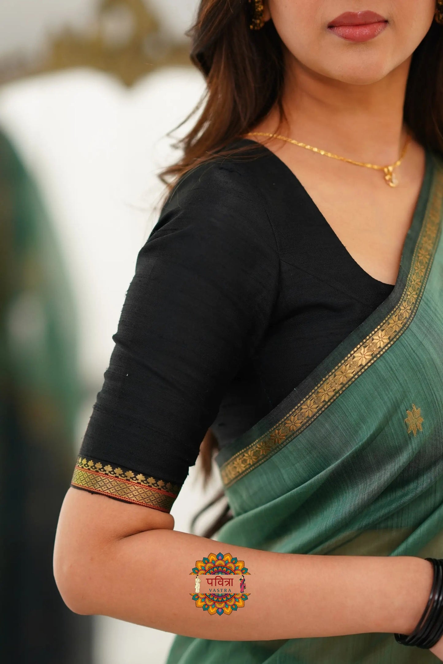 Maheshwari Silk Cotton Saree - Dull Teal Green And Black