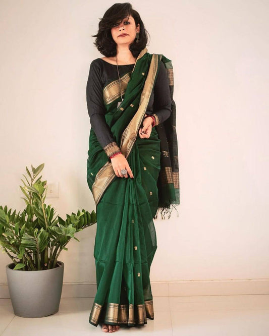 Woven Design Zari Pure Silk Banarasi Saree