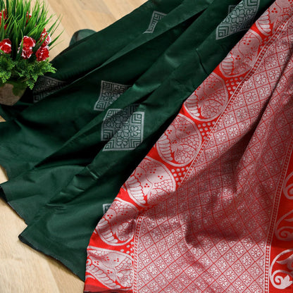 Red Green Woven Soft Lichi Silk Saree With Unstitched Blouse Piece For Women